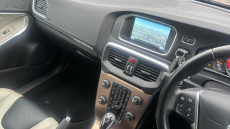 Volvo V40 D2 [120] Cross Country Pro 5dr Geartronic Diesel Hatchback